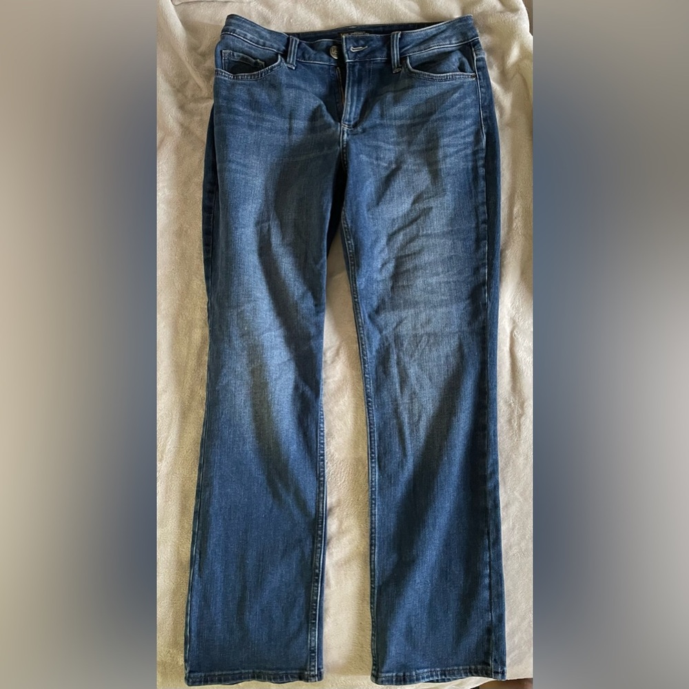 Lee regular fit straight leg mid rise jeans